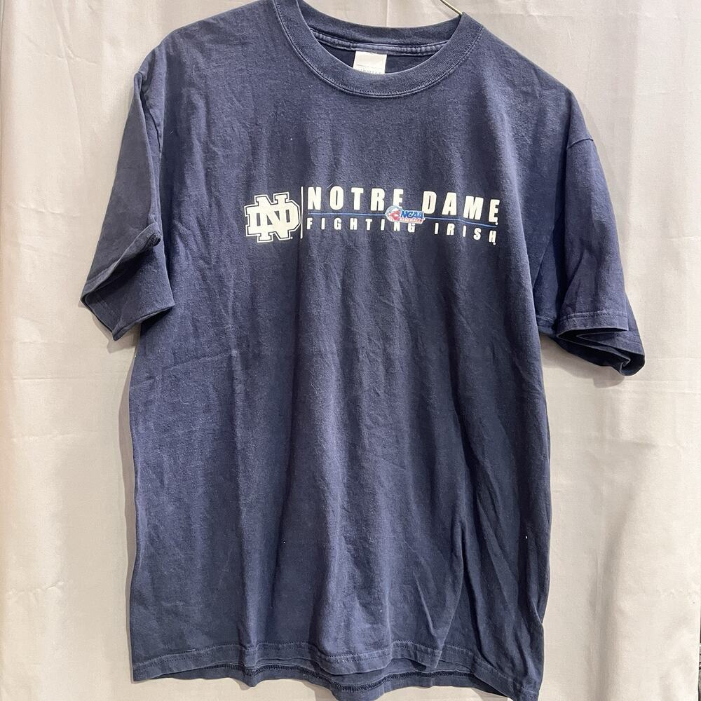 vintage blue Notre Dame Fighting Irish T-shirt Size Large BR2140